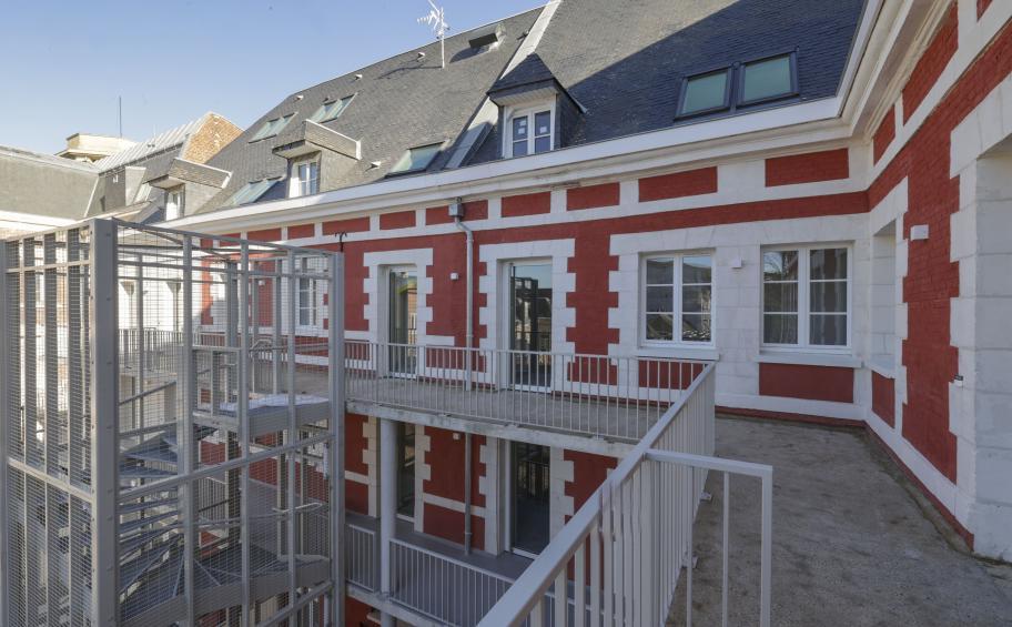 Transformation de l'ancien siège du Courrier Picard en logements à Amiens : un projet alliant réhabilitation et construction neuve