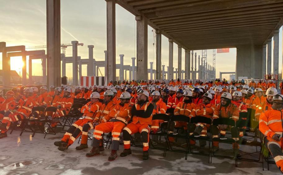 Over 300 participants attended a safety day at the maintenance technicenter construction site in Villeneuve Prairie.
