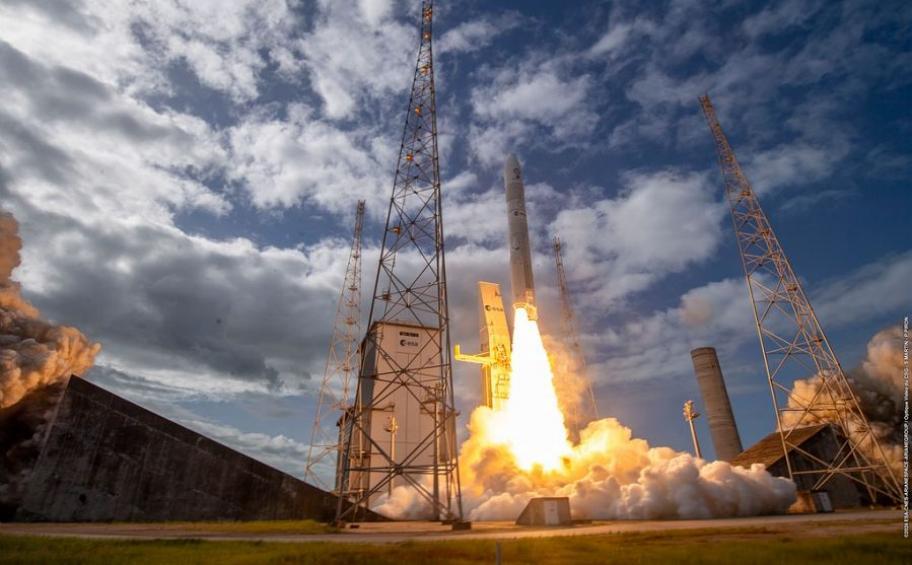 Successful liftoff for the Ariane 6 rocket from the launch pad in Kourou (French Guiana).