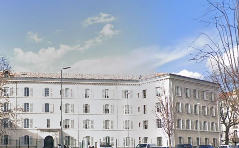 Eiffage Construction réhabilite les cités administratives de Toulon : un chantier au cœur de la biodiversité
