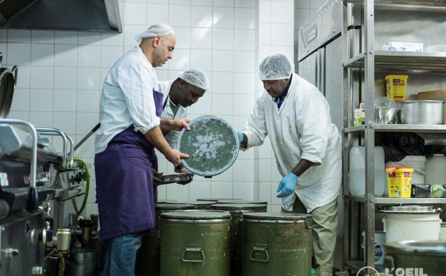 Eiffage Foundation: La Chorba food aid association working right through the holidays