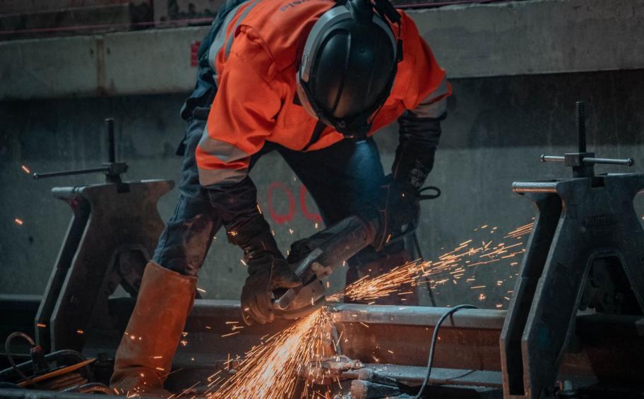 Dernière soudure de rail pour Eiffage Rail sur le chantier du prolongement du RER E