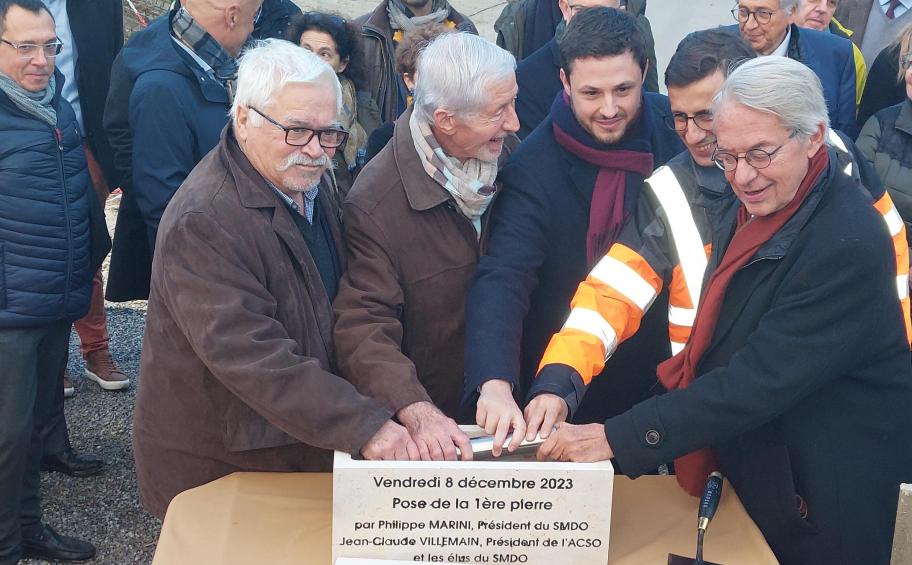 Première pierre posée sur le chantier d’extension du CVE de Saint-Paul (60) par les équipes d’Eiffage Génie Civil