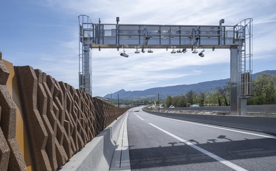 Première "entrée sans ticket" opérationnelle sur les autoroutes AREA