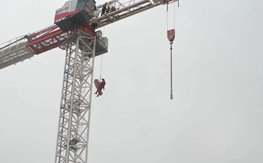 On the CEA Valduc site project, where Eiffage Civil Engineering is the lead contractor, the GRIMP firefighters of Burgundy conducted two intervention exercises.