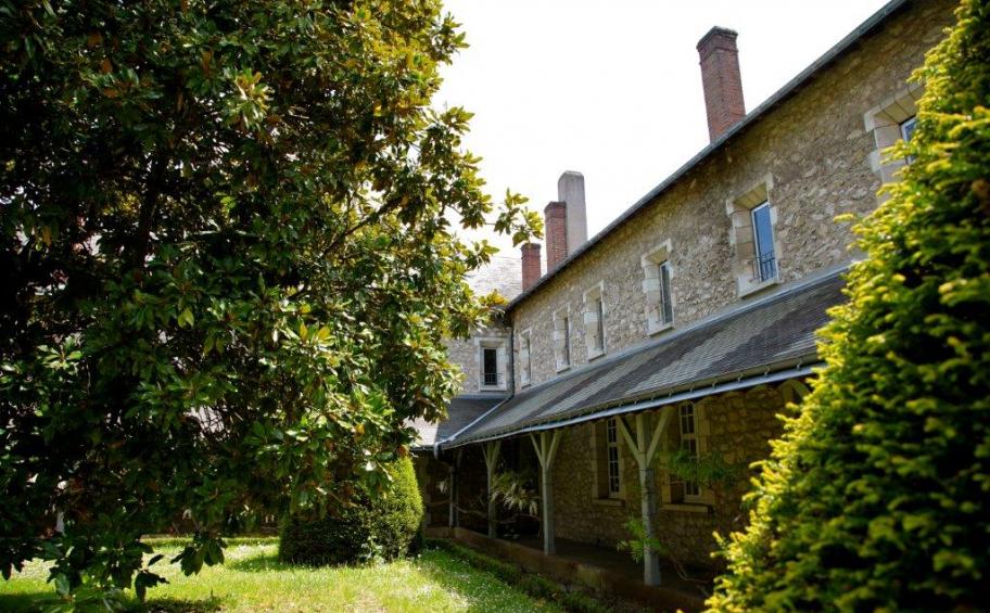 Eiffage Foundation: an intergenerational residence in Tours