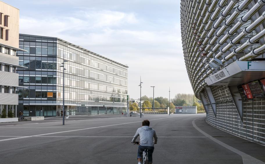 Eiffage signs the sale to Amundi Immobilier of the office building adjacent to the Pierre Mauroy Stadium in Villeneuve d’Ascq, currently occupied by Orange