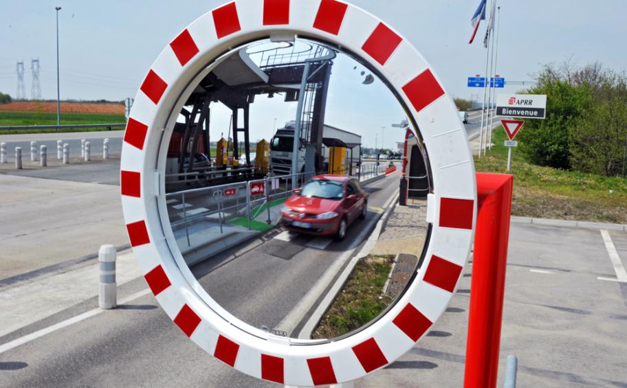 Covid-19 : remboursement du péage pour les professionnels de santé