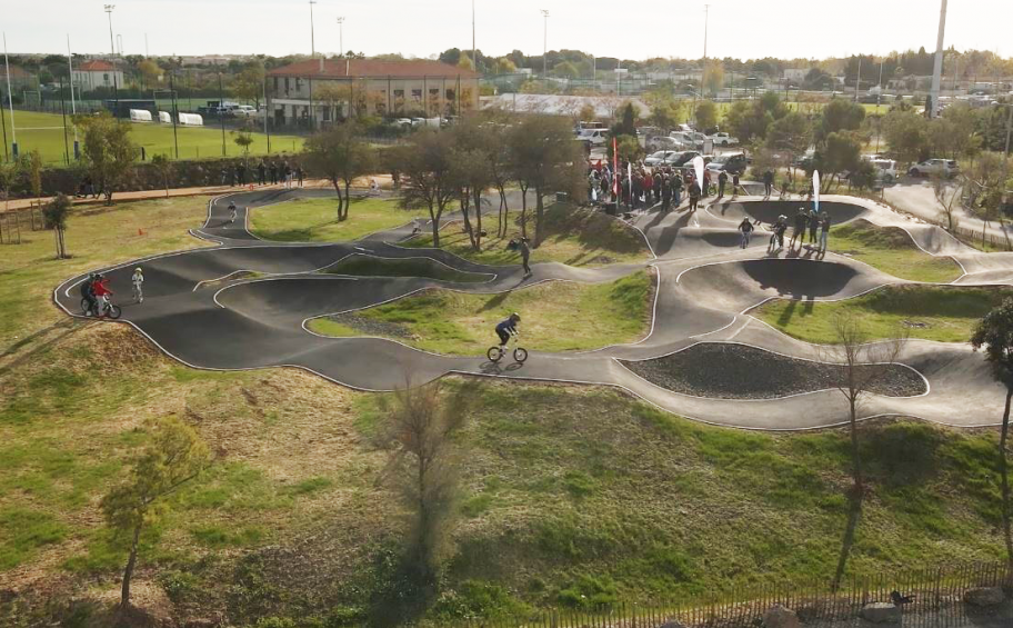 À Agde (34), Eiffage Route livre le nouveau pumptrack